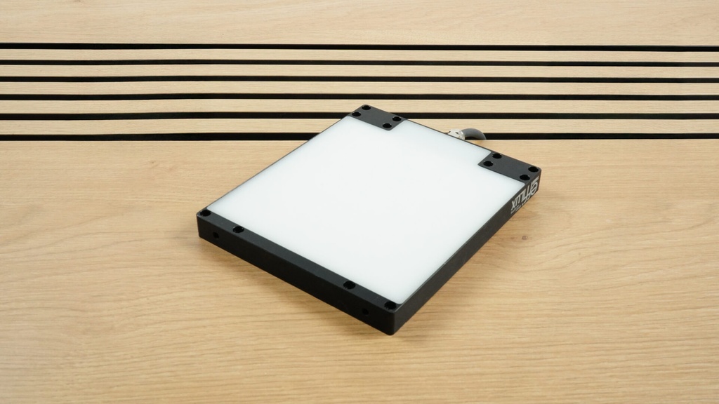 White — Mini backlight IP67 100*100 mm². White Color = 000nm - Without Integrated Driver, with M8 Connector 8PINS